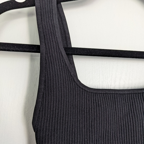 Aritzia Babaton Sculpt Knit Tank - Picture 2 of 2